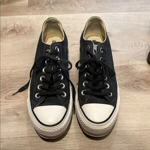 Women’s black platform converse